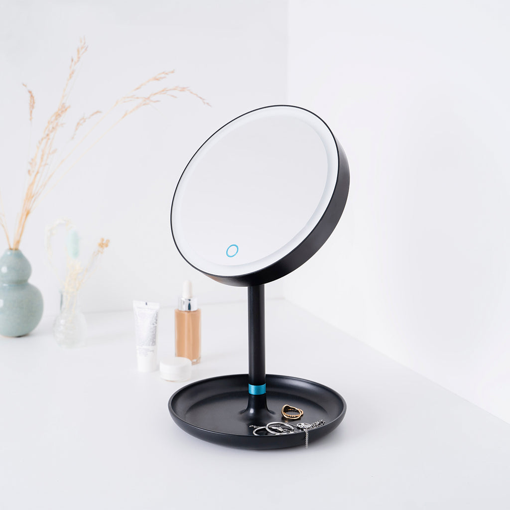 Espejo con Luz LED y Sensor Touch para Maquillarse, Incluye Espejo Magnético Extra de 5 Aumentos / BS45BF23 - Marca beurer®